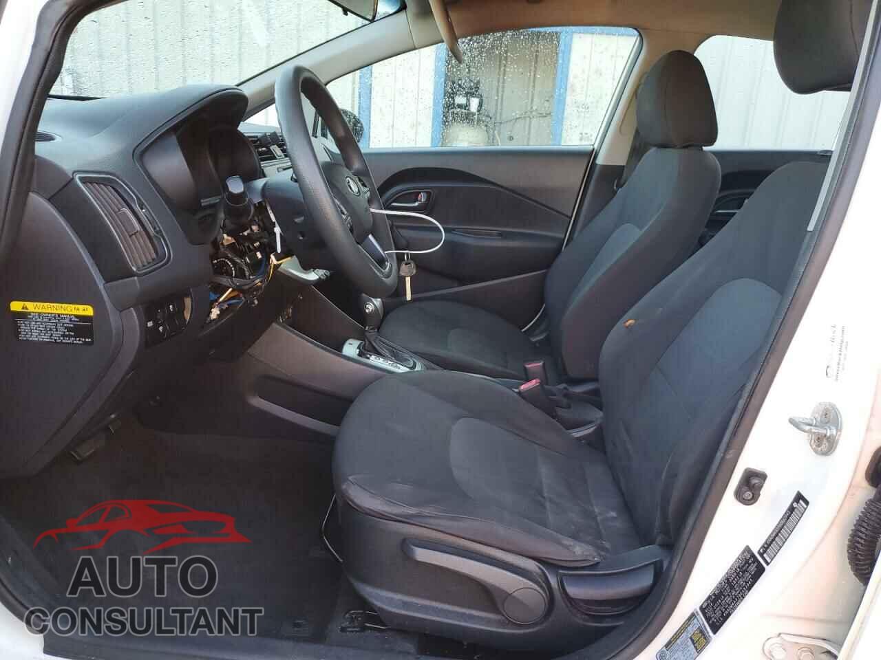KIA RIO 2016 - KNADM4A37G6682045