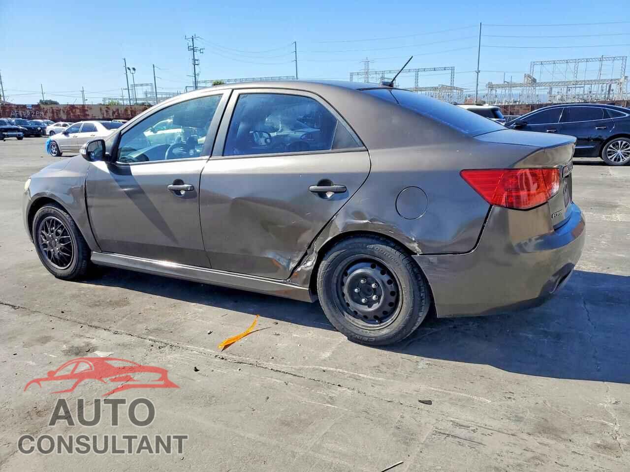 KIA FORTE 2010 - KNAFU4A23A5294341