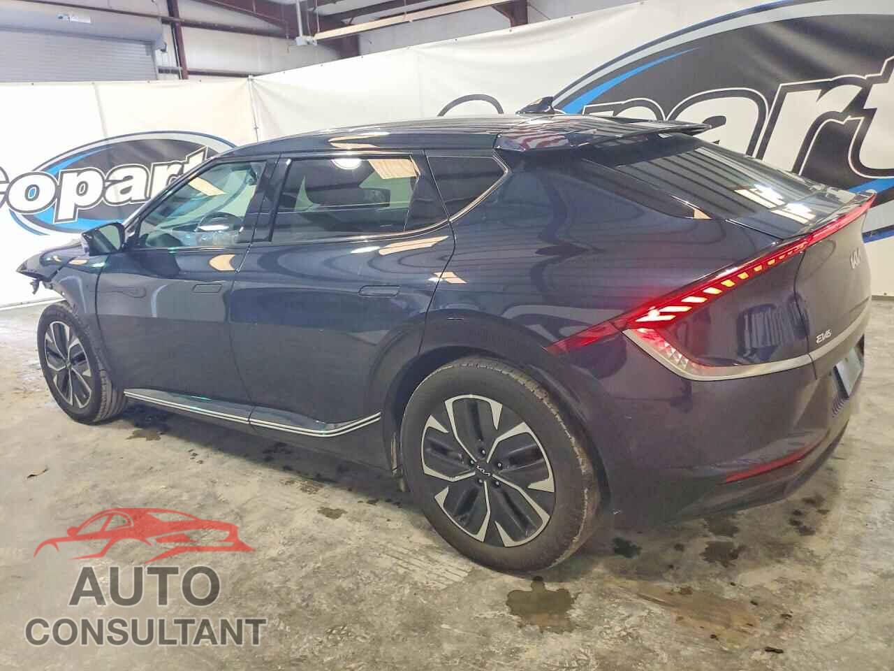 KIA EV6 2023 - KNDC34LA6P5157237