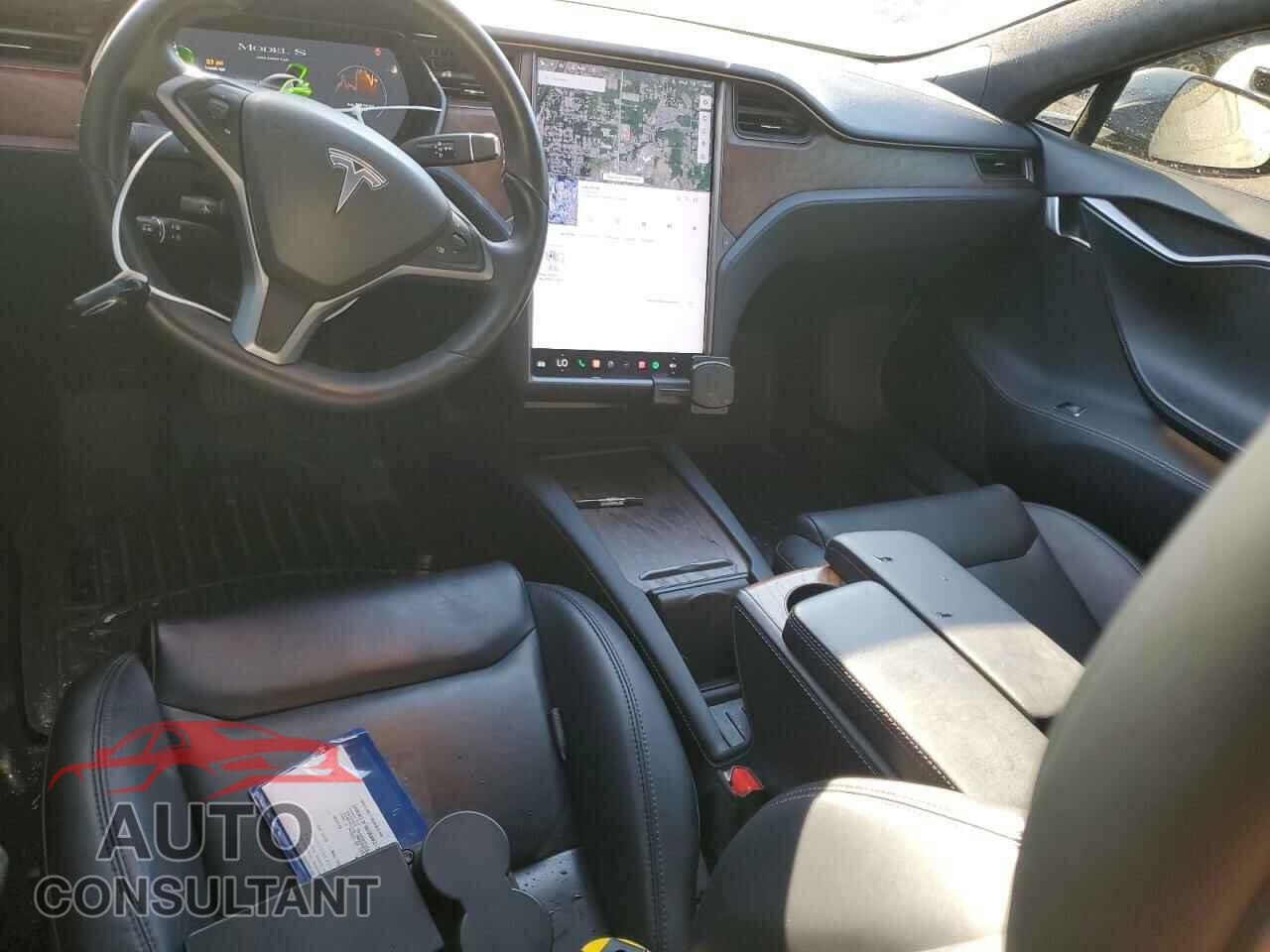TESLA MODEL S 2020 - 5YJSA1E29LF415796
