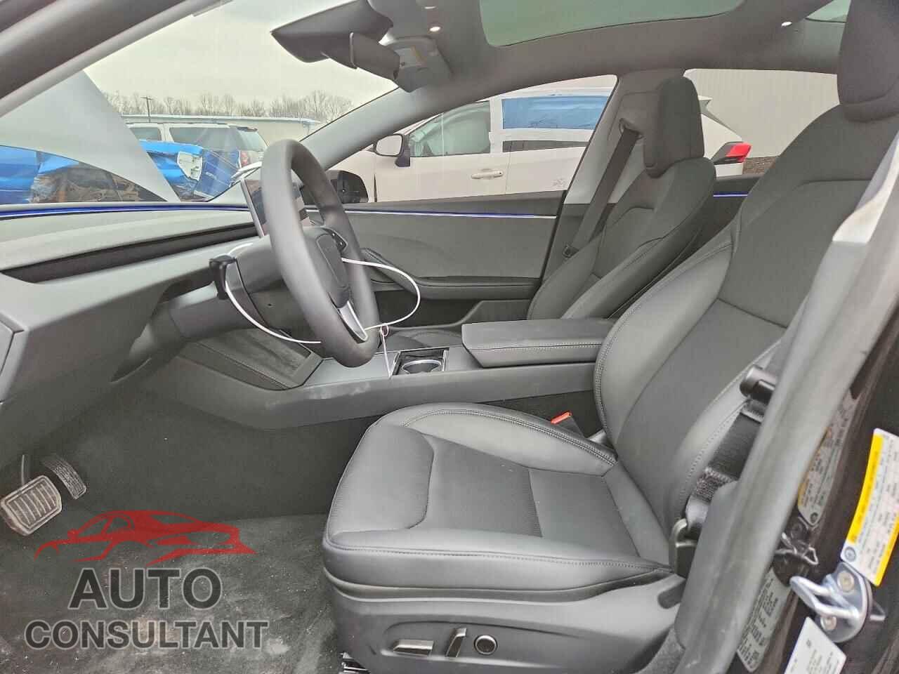 TESLA MODEL 3 2026 - 5YJ3E1EAXTF116219