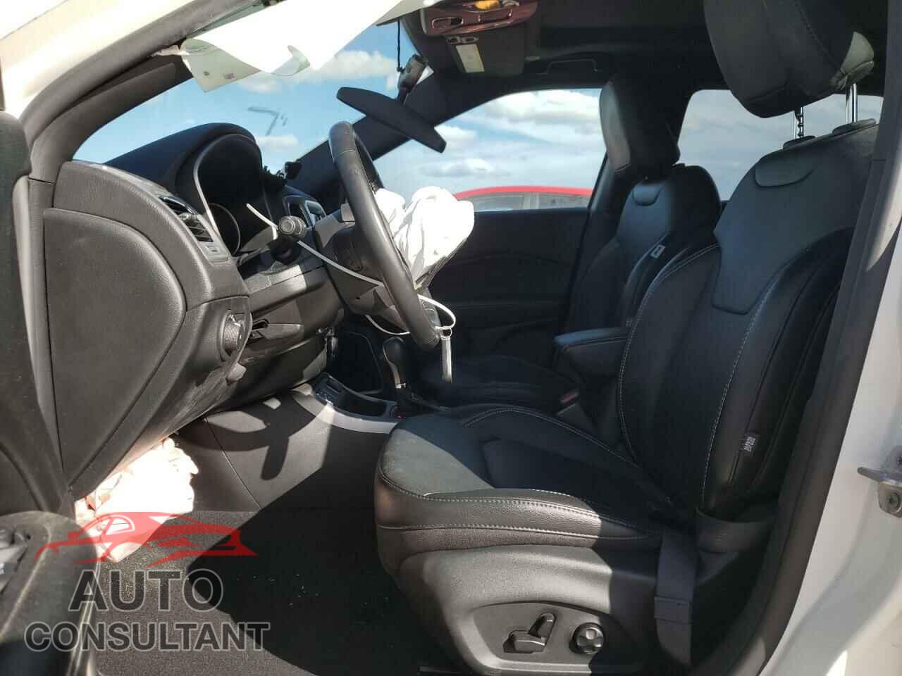 JEEP COMPASS 2021 - 3C4NJCEB5MT531802