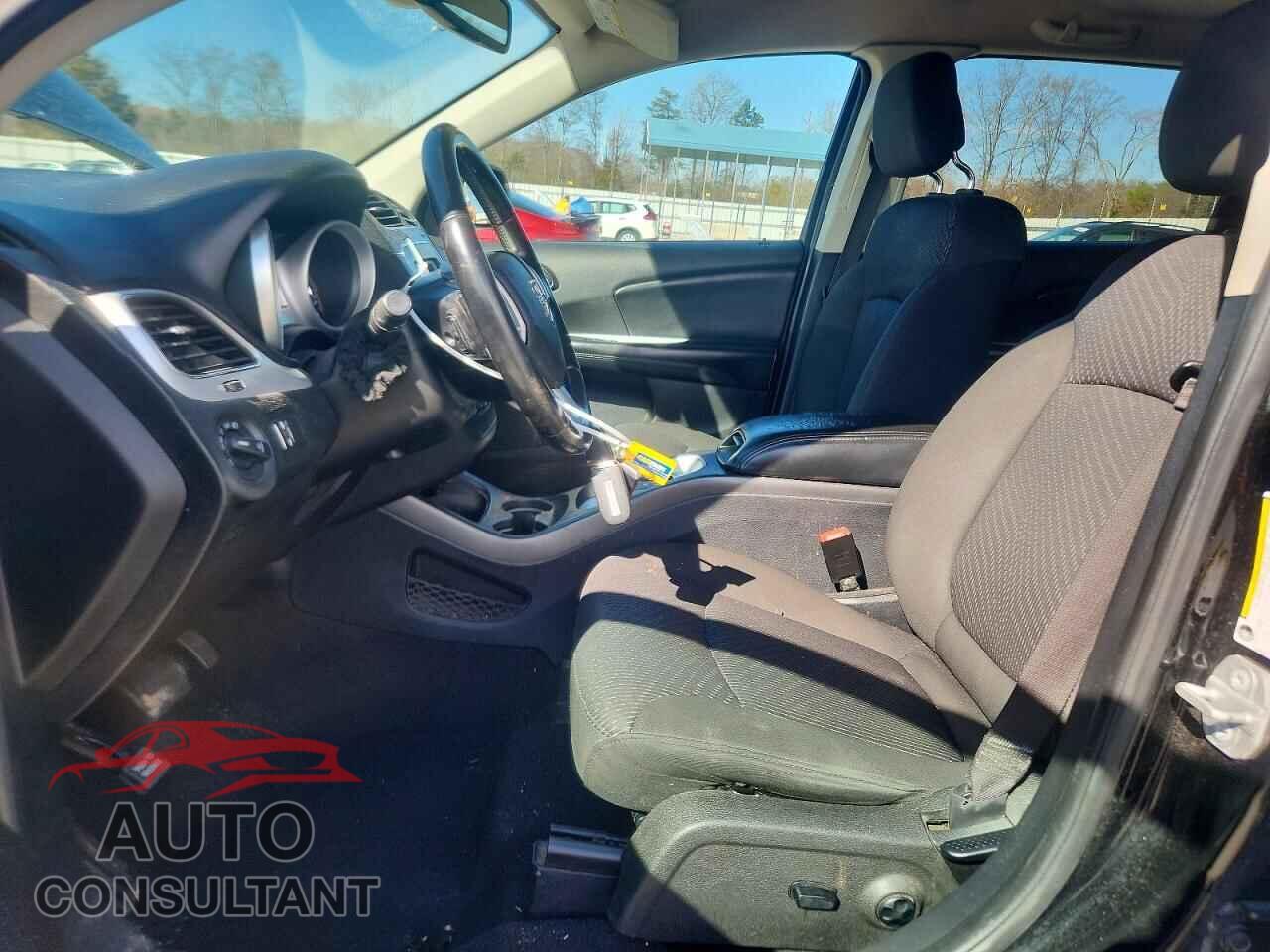DODGE JOURNEY 2019 - 3C4PDCBB5KT862848