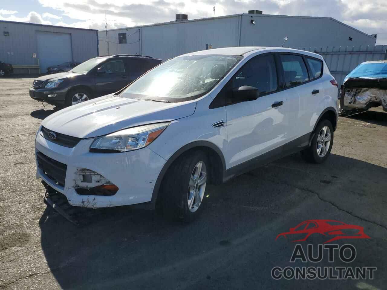 FORD ESCAPE 2015 - 1FMCU0F77FUA92629