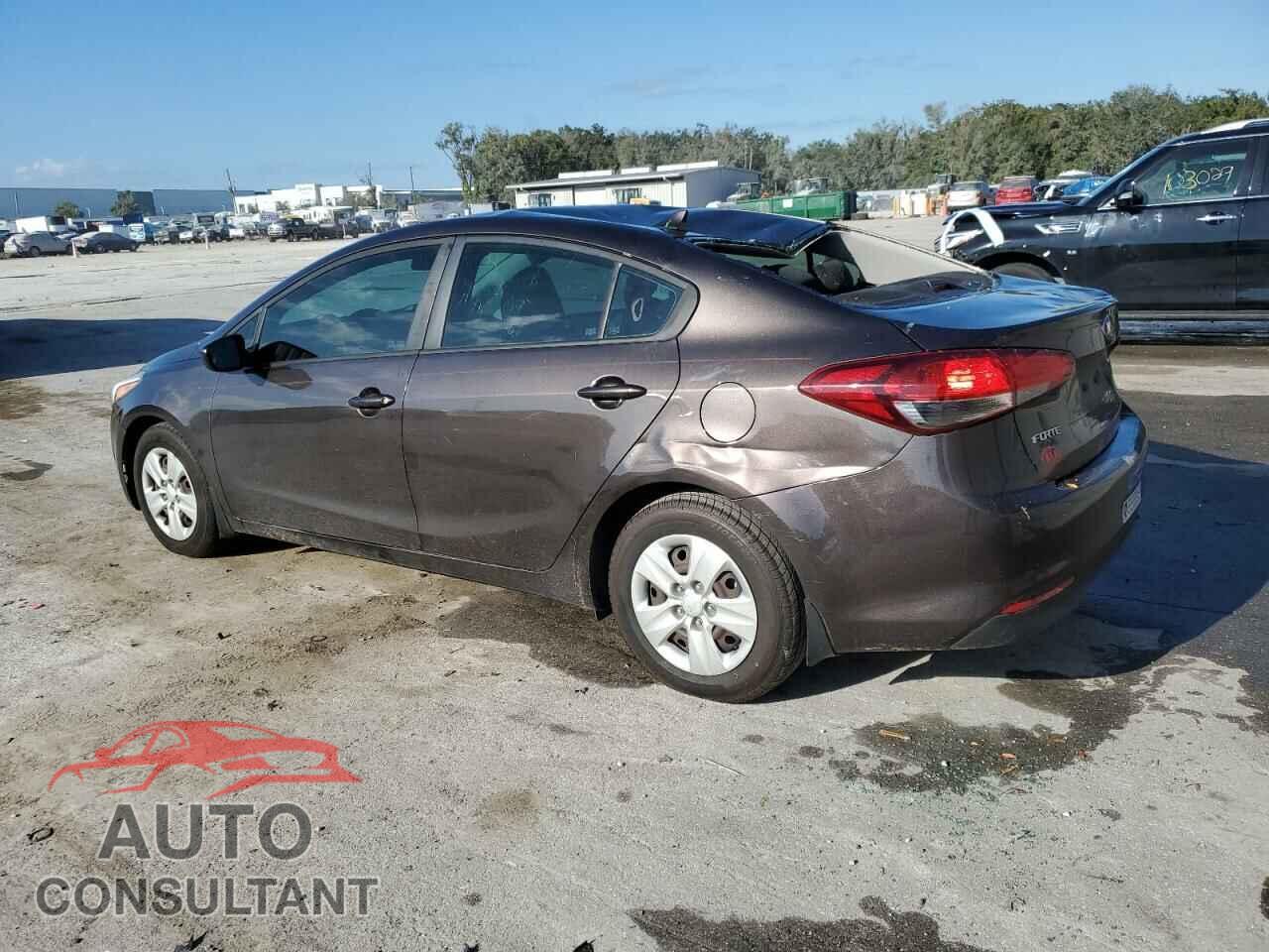 KIA FORTE 2017 - 3KPFK4A79HE082210