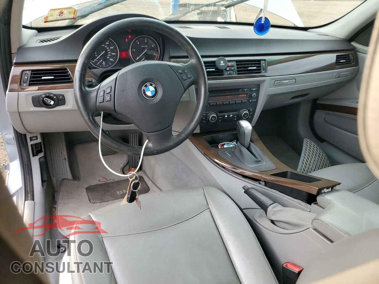 BMW 3 SERIES 2010 - WBAPN7C50AA266711