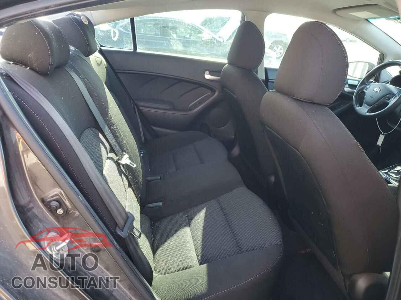 KIA FORTE 2017 - 3KPFK4A79HE082210