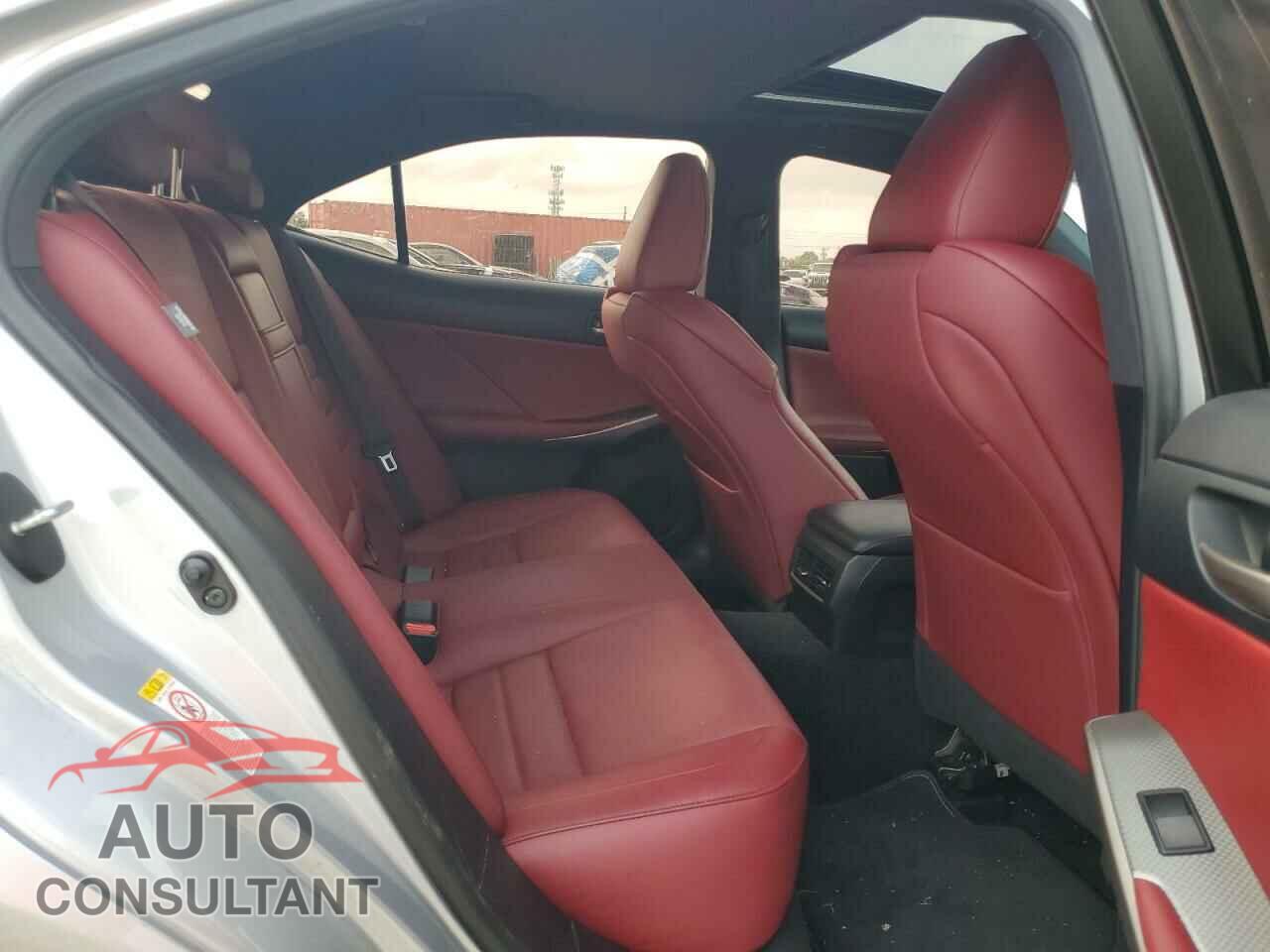 LEXUS IS 2017 - JTHBA1D2XH5053759