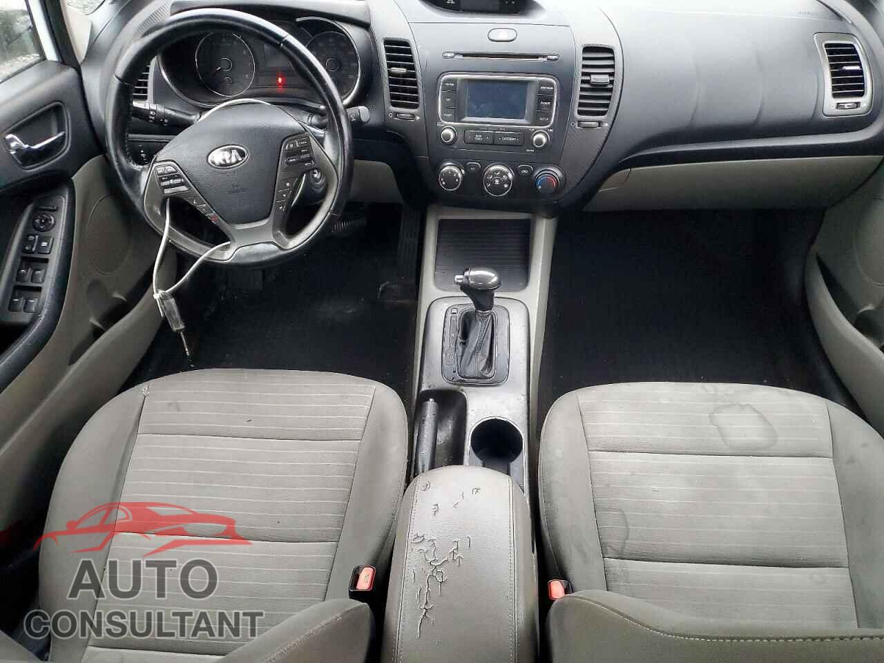 KIA FORTE 2014 - KNAFX4A80E5052527