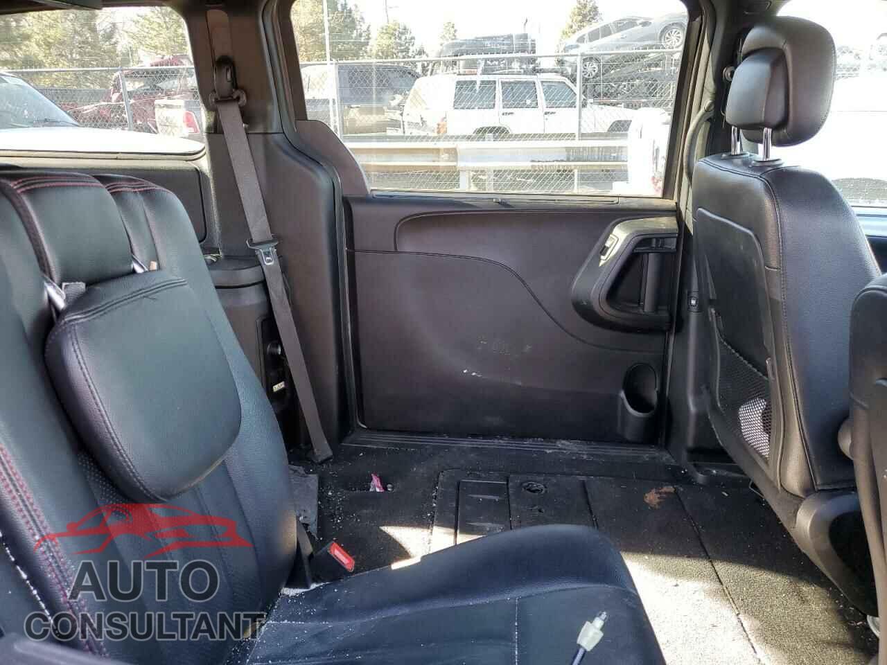 DODGE CARAVAN 2018 - 2C4RDGEG9JR341849