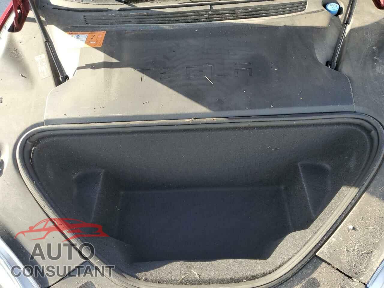 TESLA MODEL S 2018 - 5YJSA1E2XJF261645