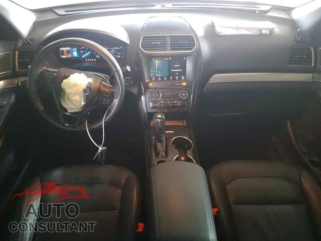 FORD EXPLORER 2018 - 1FM5K7D89JGC28513