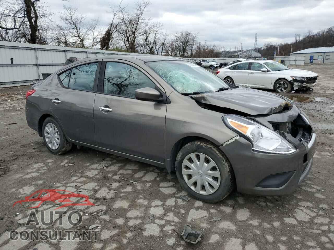 NISSAN VERSA 2017 - 3N1CN7AP6HL849733