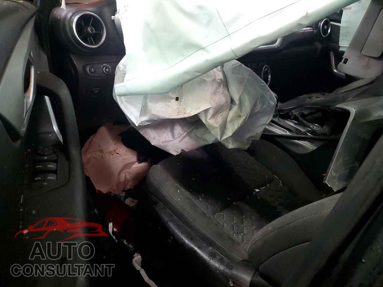 CHEVROLET BLAZER 2021 - 3GNKBCRS3MS501902