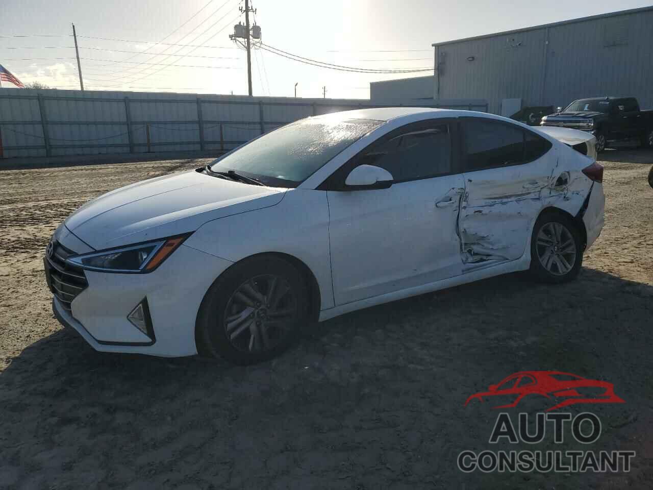 HYUNDAI ELANTRA 2020 - 5NPD84LF4LH567157
