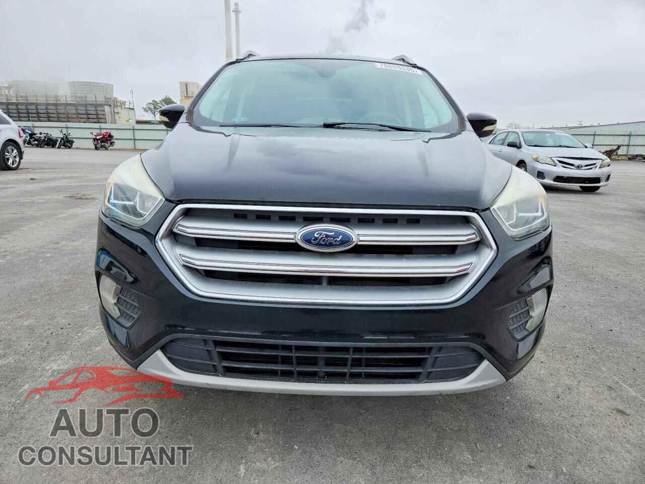 FORD ESCAPE 2017 - 1FMCU0JD1HUC89859