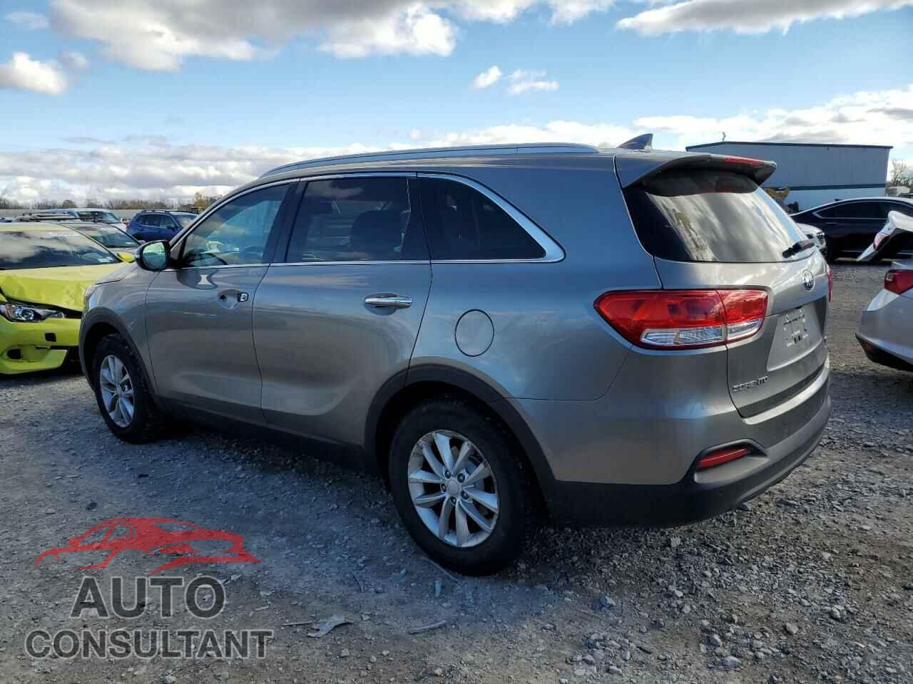 KIA SORENTO 2017 - 5XYPG4A37HG270374