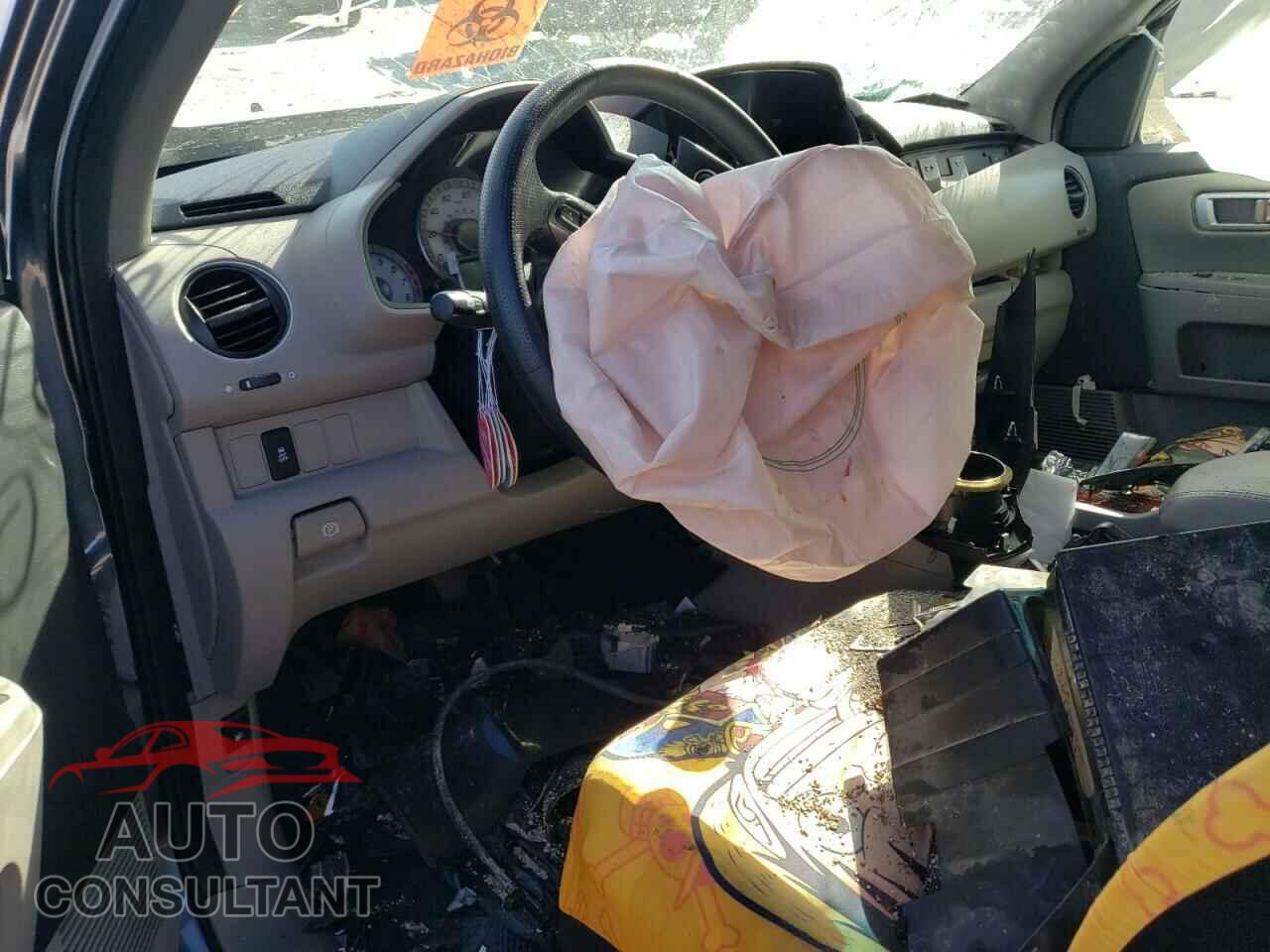 HONDA PILOT 2015 - 5FNYF3H26FB008574