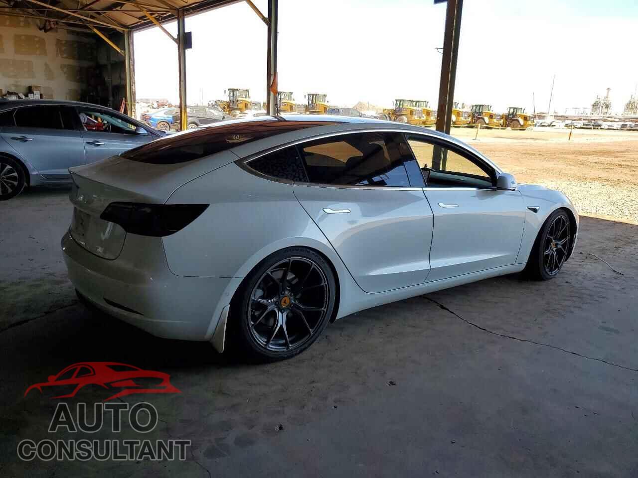 TESLA MODEL 3 2018 - 5YJ3E1EA0JF003814