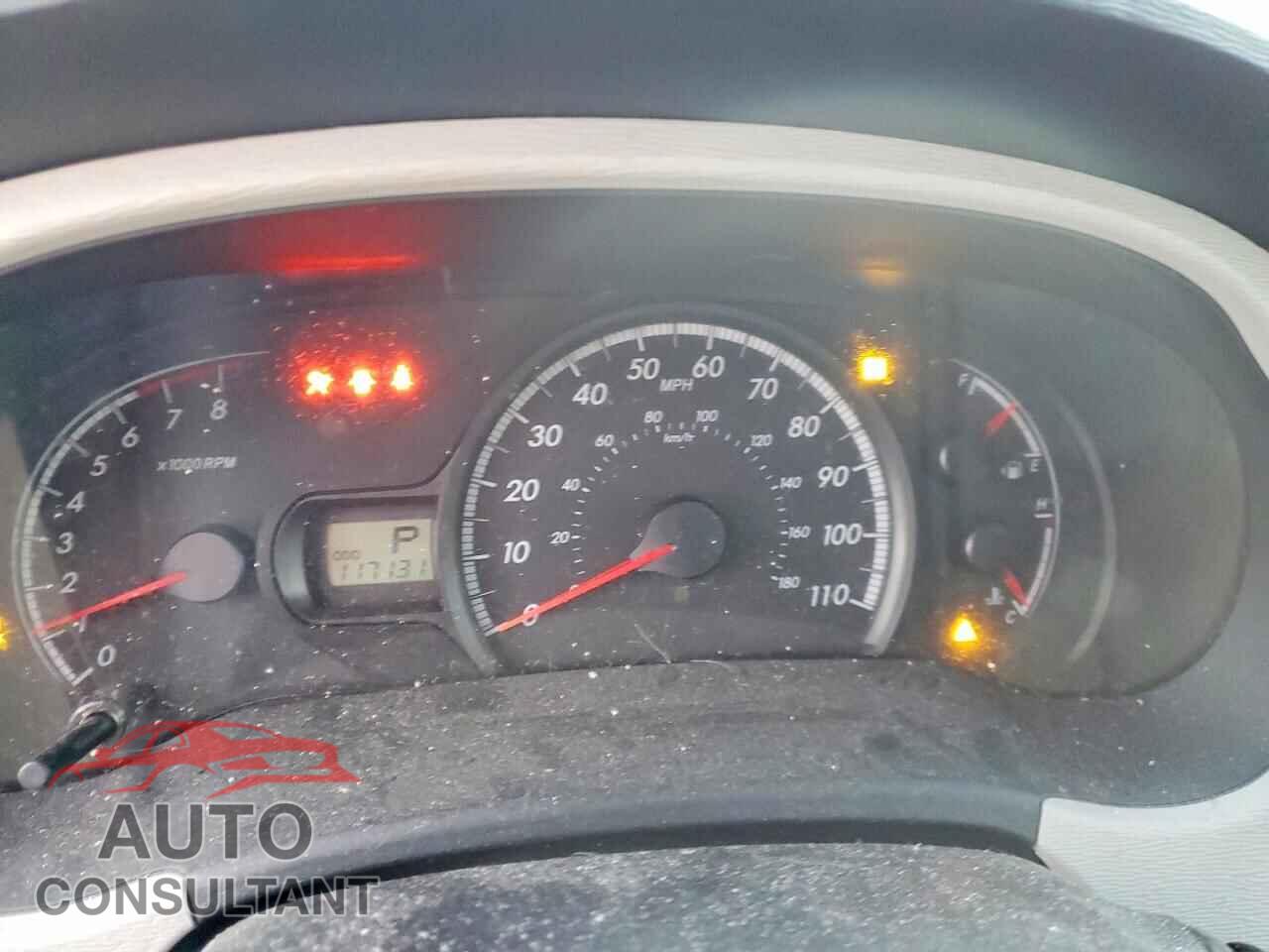 TOYOTA SIENNA 2011 - 5TDKK3DC0BS082000