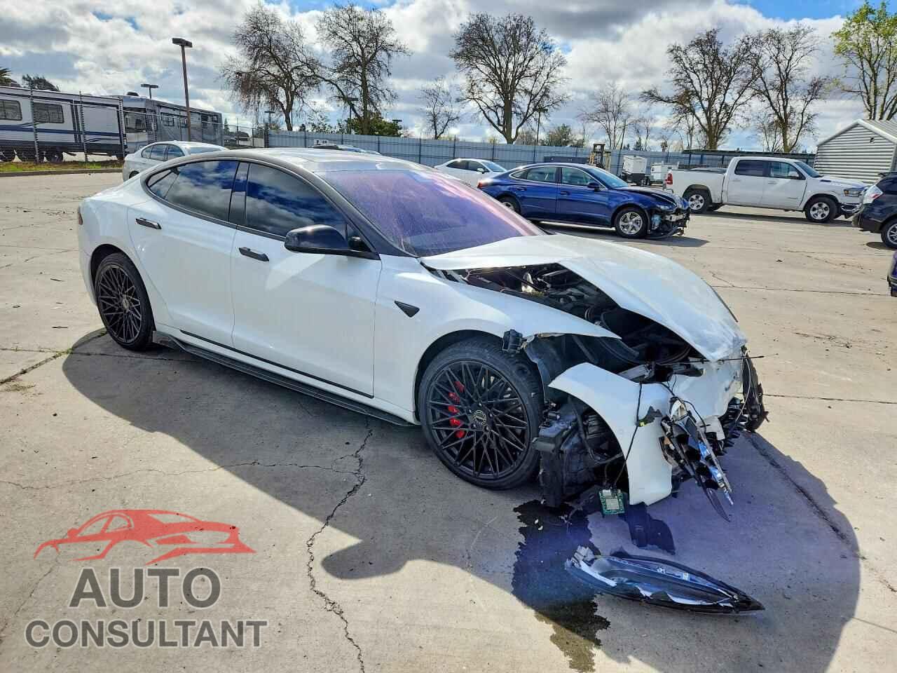 TESLA MODEL S 2018 - 5YJSA1E24JF276156
