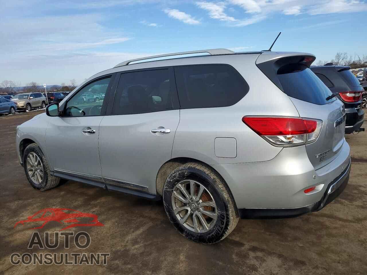 NISSAN PATHFINDER 2013 - 5N1AR2MM8DC621991