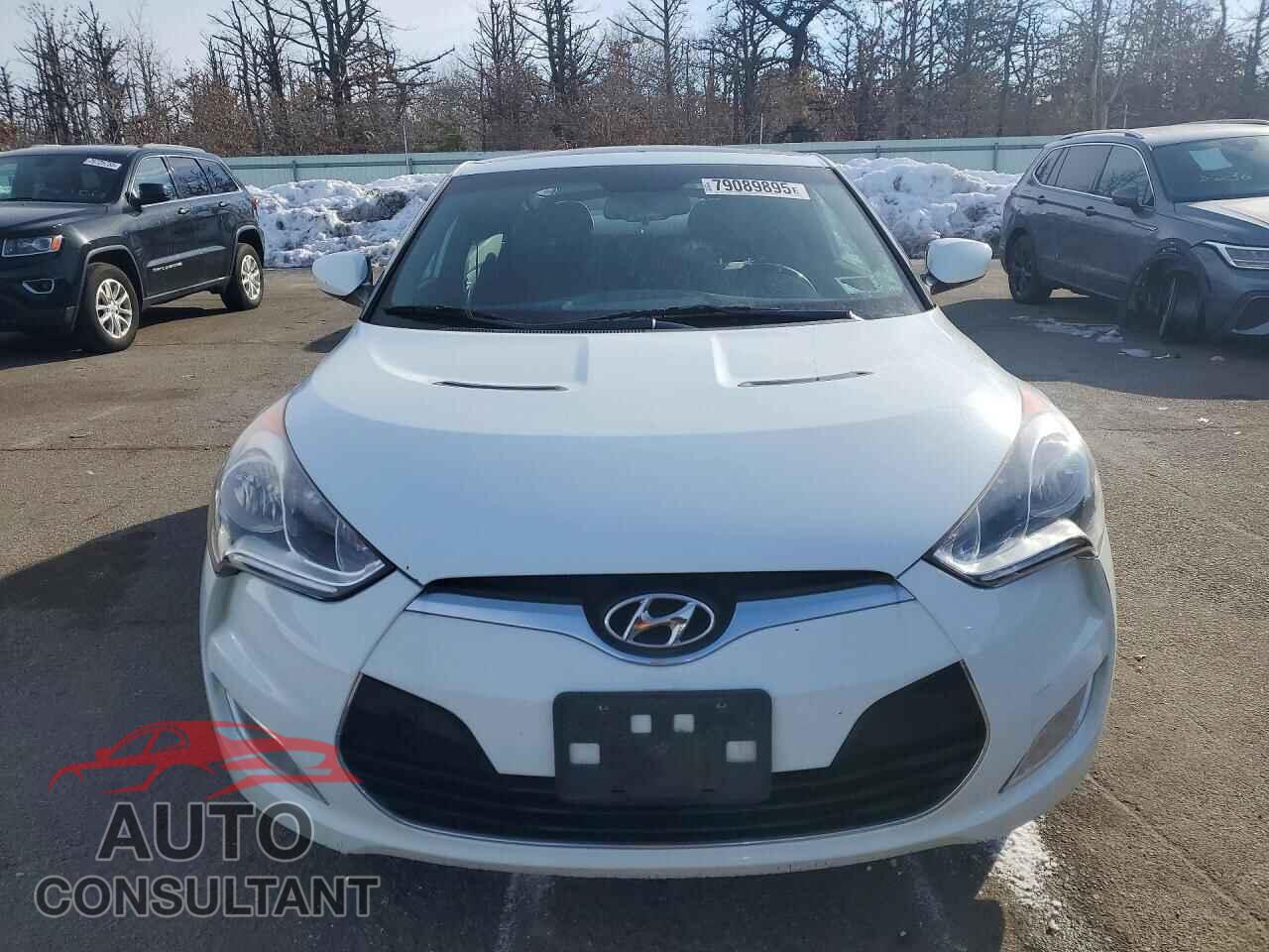 HYUNDAI VELOSTER 2013 - KMHTC6AD6DU111784
