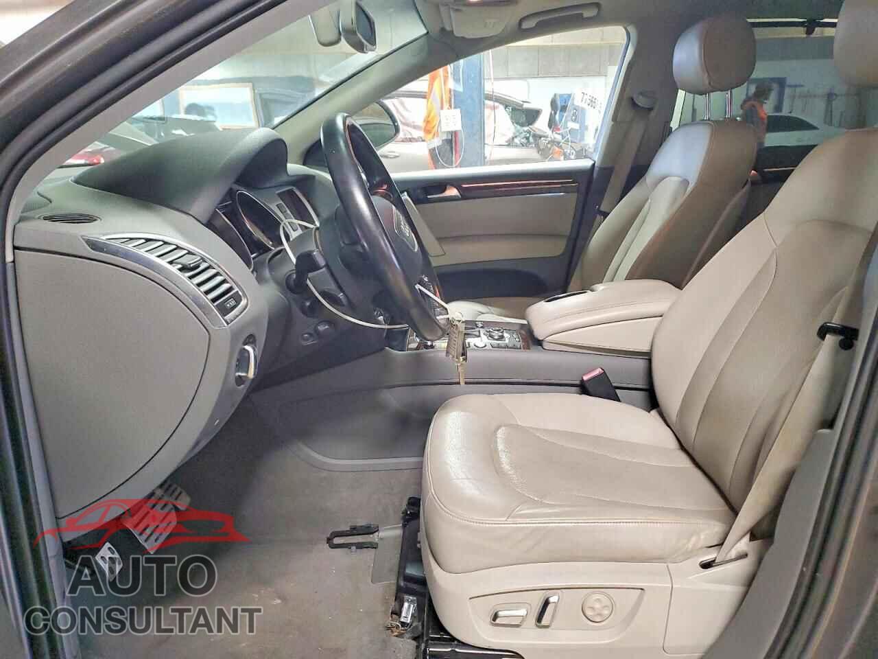 AUDI Q7 2012 - WA1VMAFE0CD007332