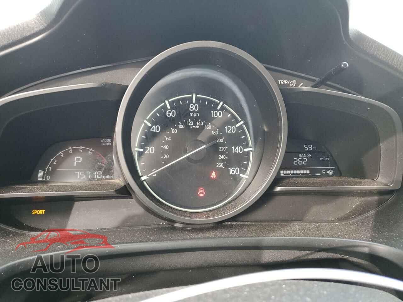 MAZDA 3 2018 - 3MZBN1U78JM182436