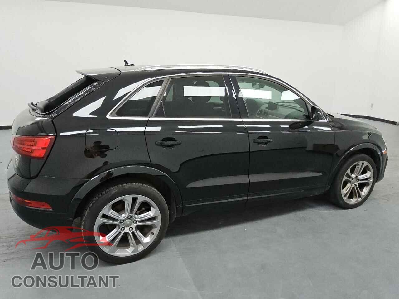 AUDI Q3 2017 - WA1JCCFS2HR002291
