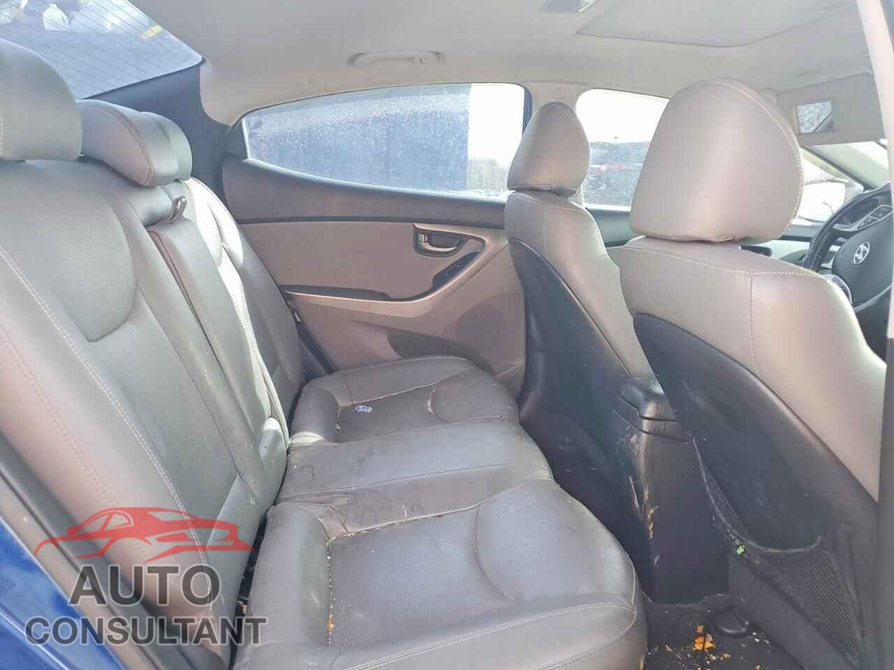 HYUNDAI ELANTRA 2013 - KMHDH4AE7DU511498