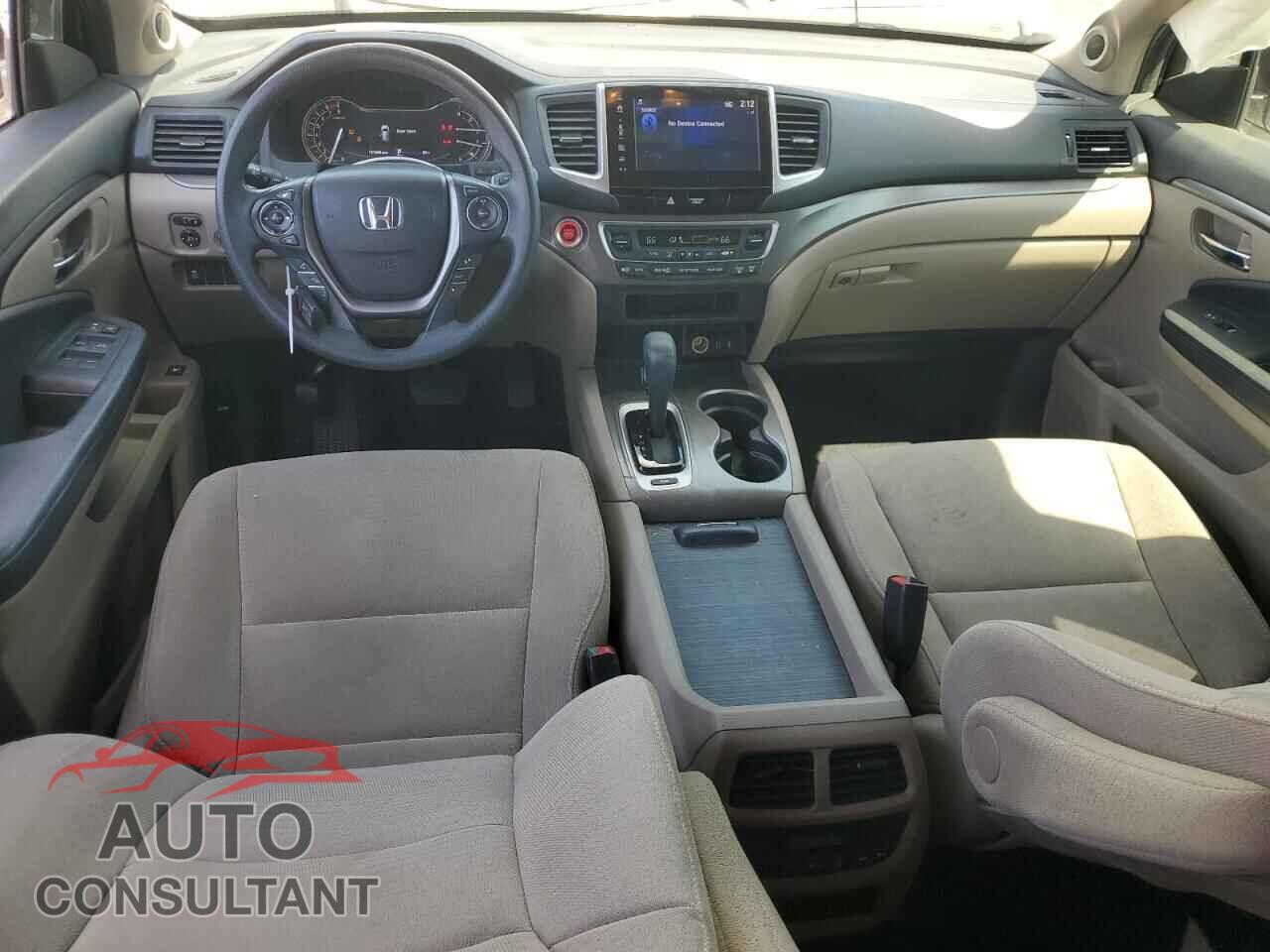 HONDA PILOT 2017 - 5FNYF5H32HB007865