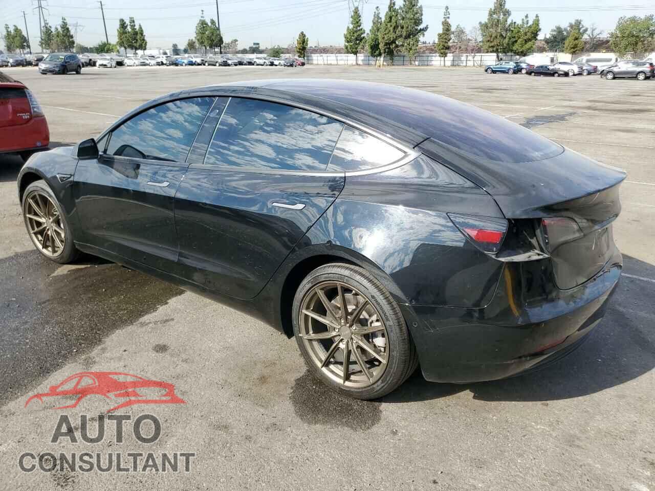 TESLA MODEL 3 2018 - 5YJ3E1EA1JF013932