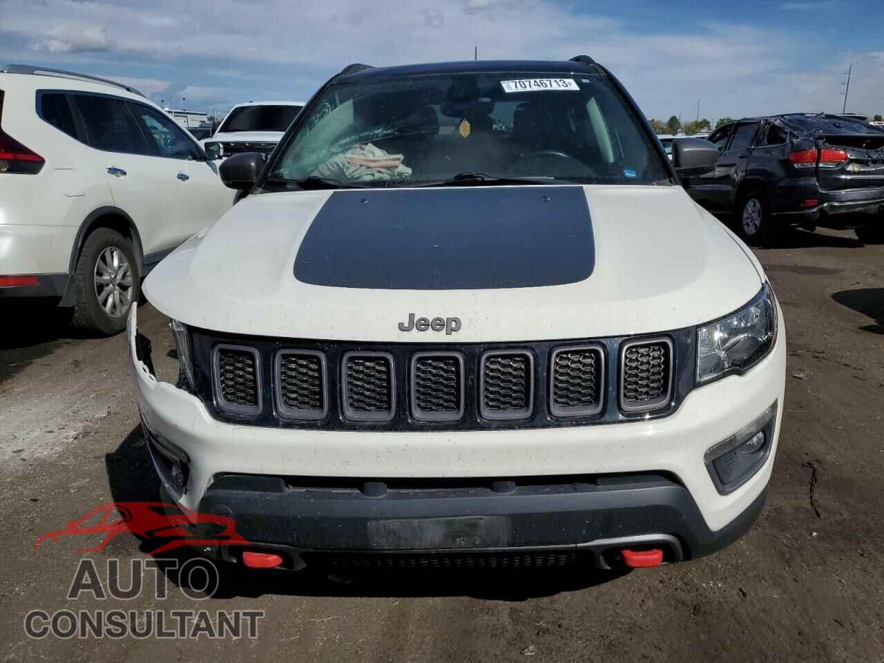 JEEP COMPASS 2018 - 3C4NJDDB1JT328098