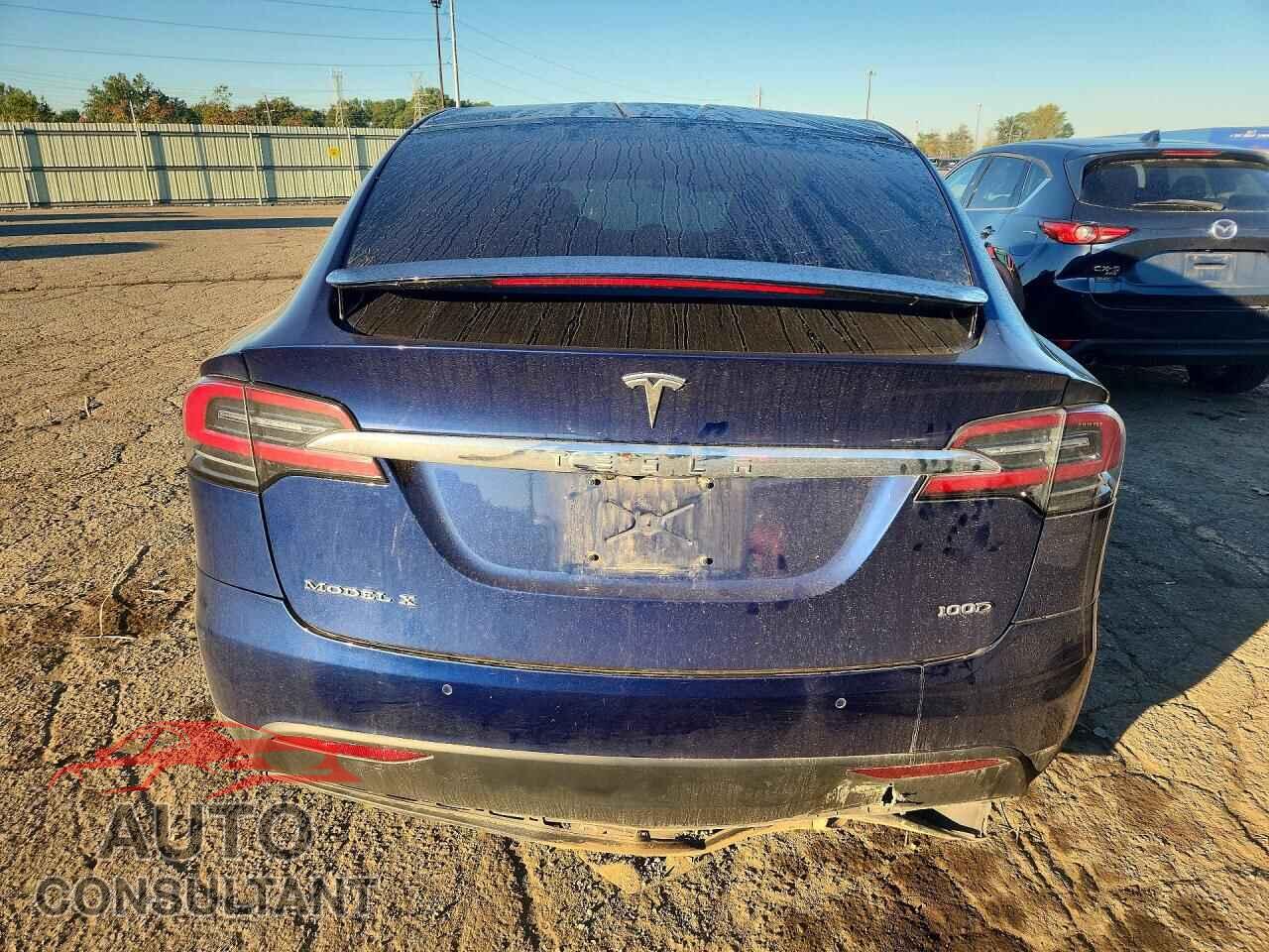 TESLA MODEL X 2018 - 5YJXCAE22JF123534