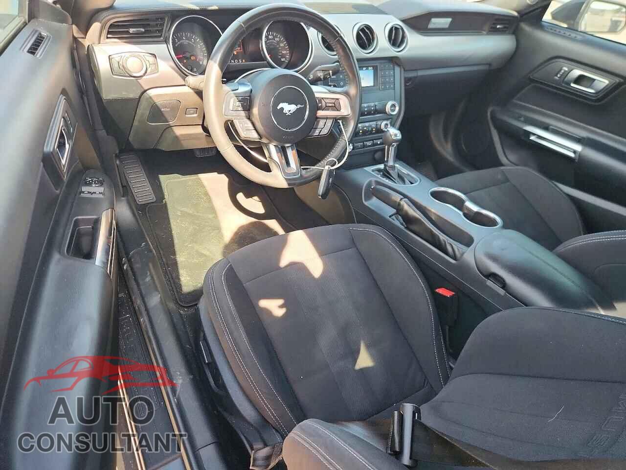 FORD MUSTANG 2022 - 1FA6P8CF3N5122520
