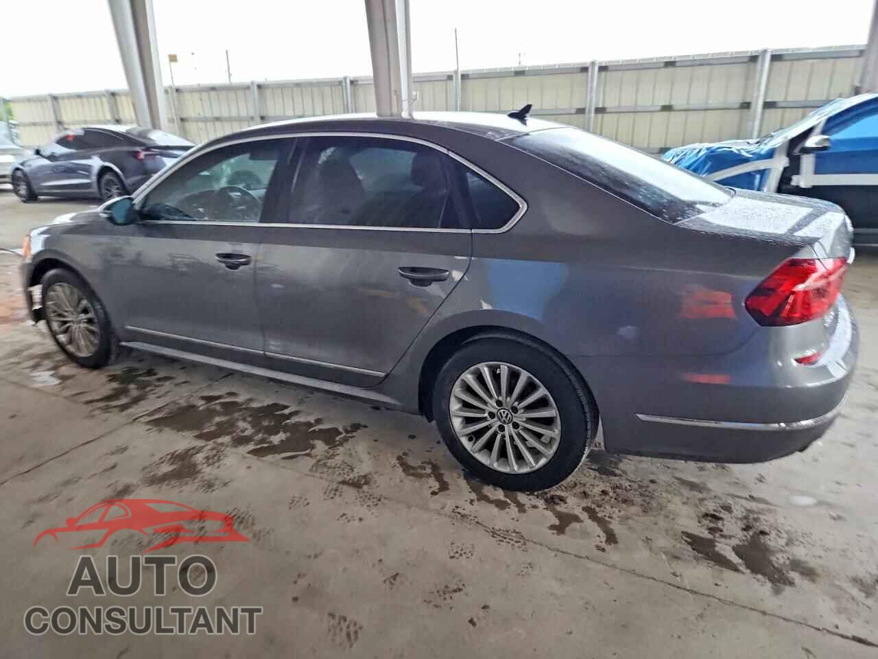 VOLKSWAGEN PASSAT 2017 - 1VWBT7A31HC021495
