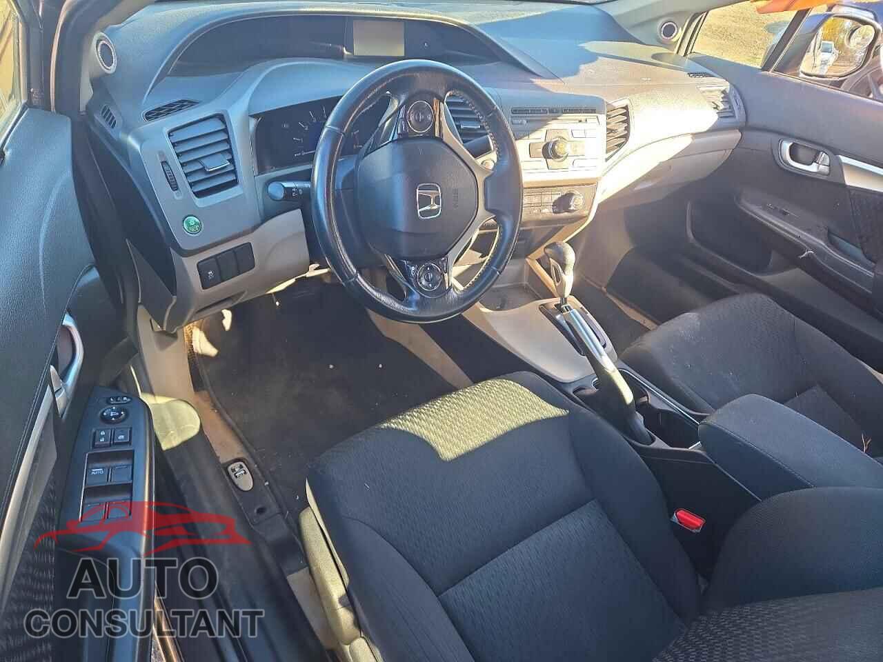 HONDA CIVIC 2012 - 2HGFB2F55CH002993