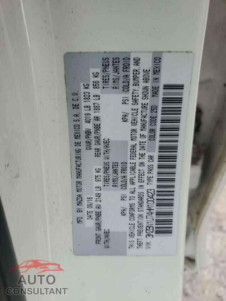 MAZDA 3 2017 - 3MZBN1U74HM100423