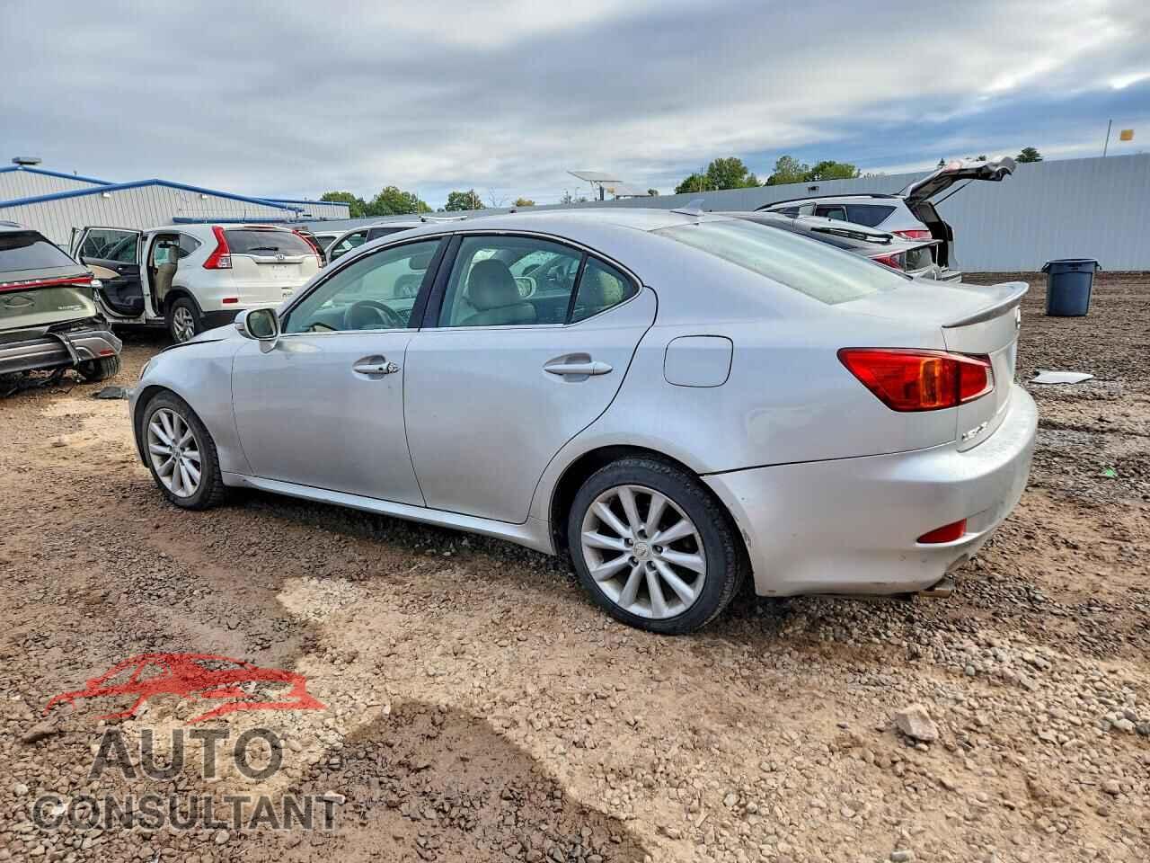 LEXUS IS 2009 - JTHCK262092031843
