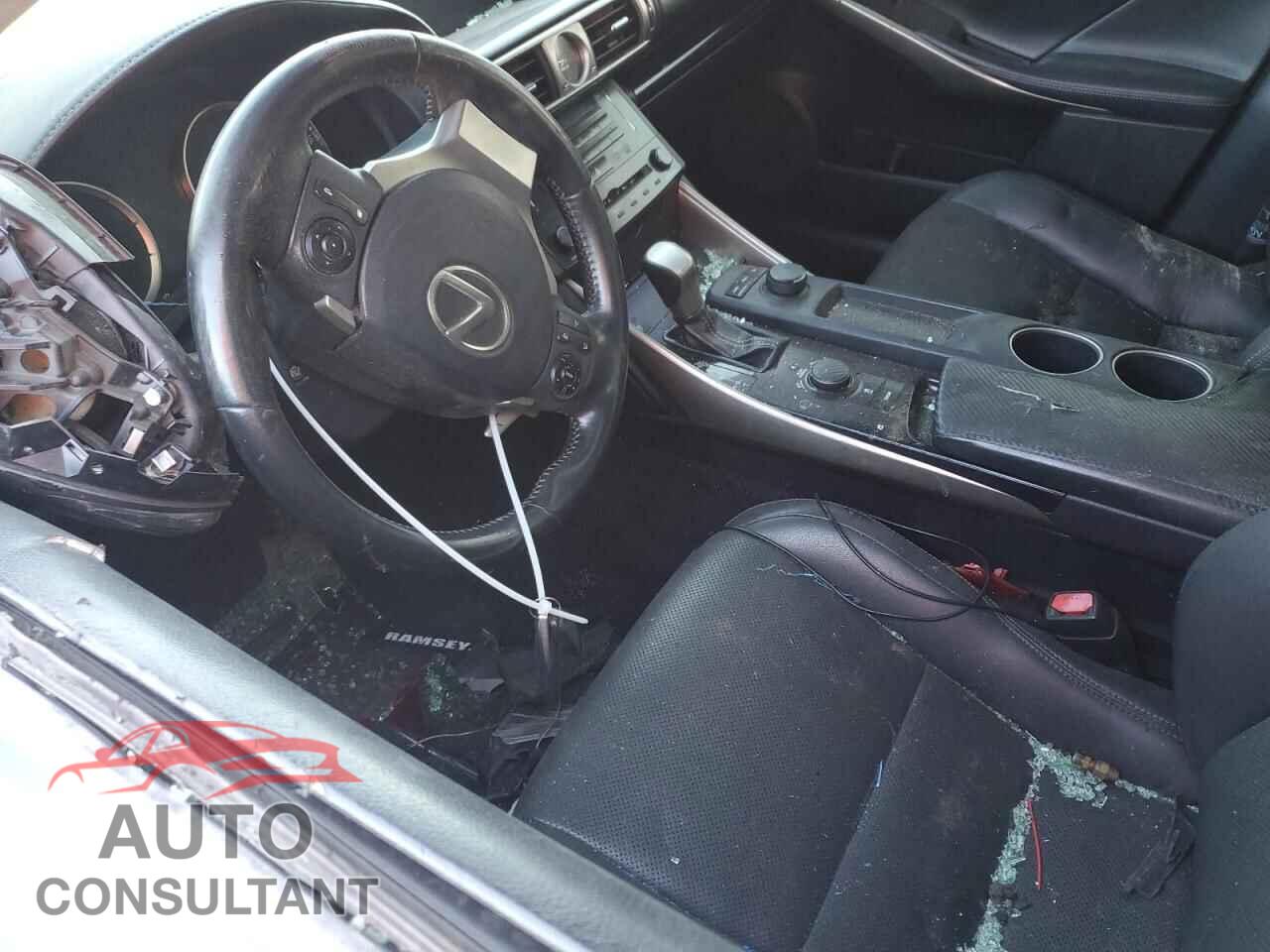 LEXUS IS 2014 - JTHCF1D29E5008524