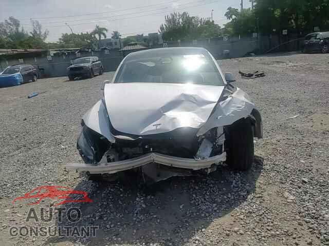 TESLA MODEL 3 2024 - 5YJ3E1EA4RF865767