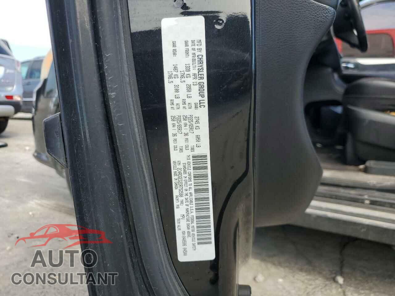DODGE CARAVAN 2013 - 2C4RDGEG2DR752580