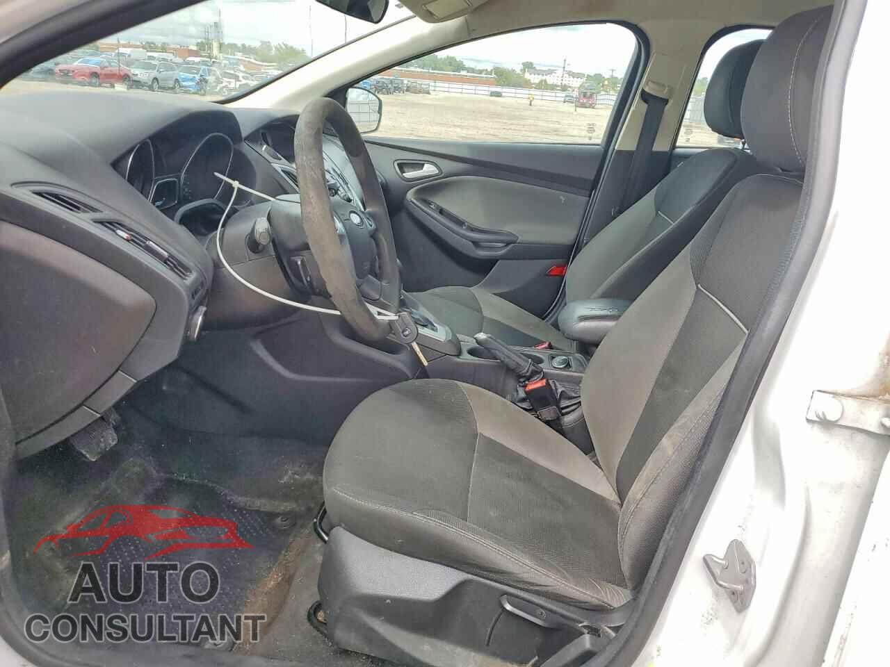 FORD FOCUS 2014 - 1FADP3F22EL124533