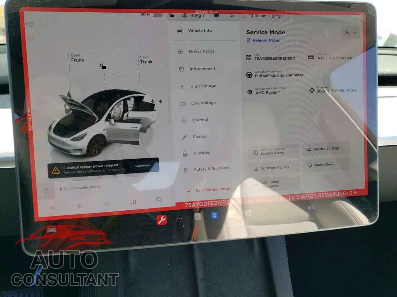 TESLA MODEL Y 2024 - 7SAYGDEE2RF121690