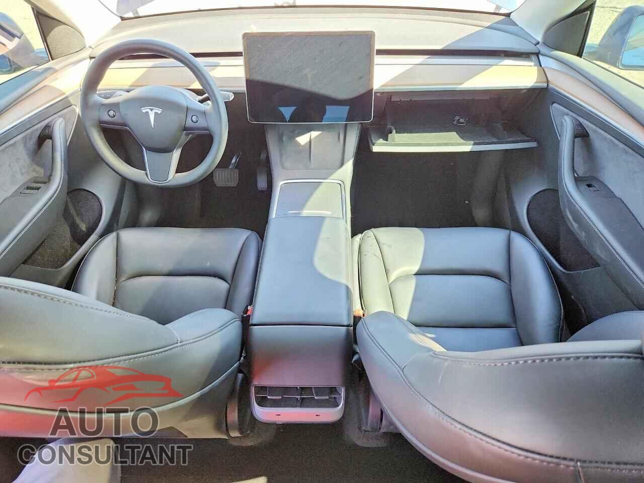 TESLA MODEL Y 2023 - 7SAYGDED3PF947095