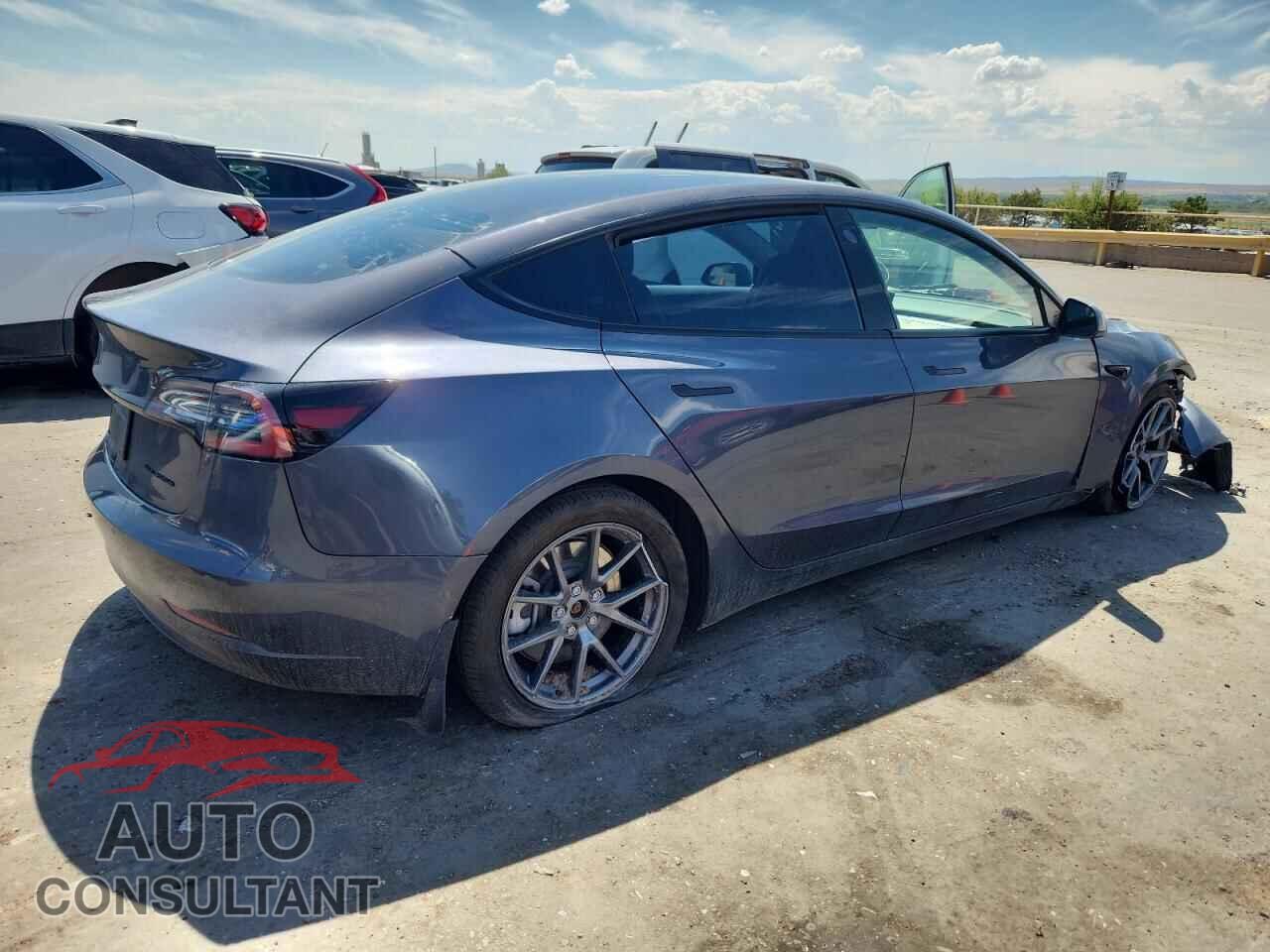TESLA MODEL 3 2022 - 5YJ3E1EB9NF243569