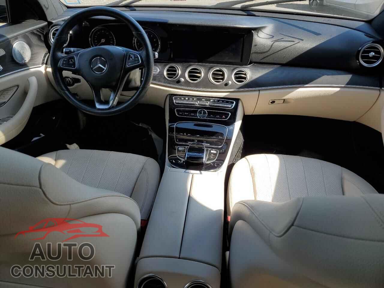 MERCEDES-BENZ E-CLASS 2017 - WDDZF4KB2HA151655