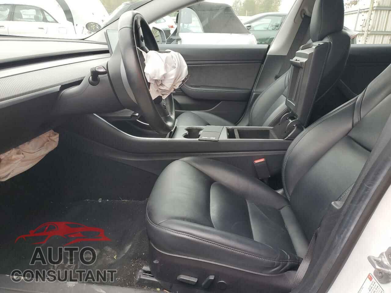 TESLA MODEL 3 2018 - 5YJ3E1EA0JF019687