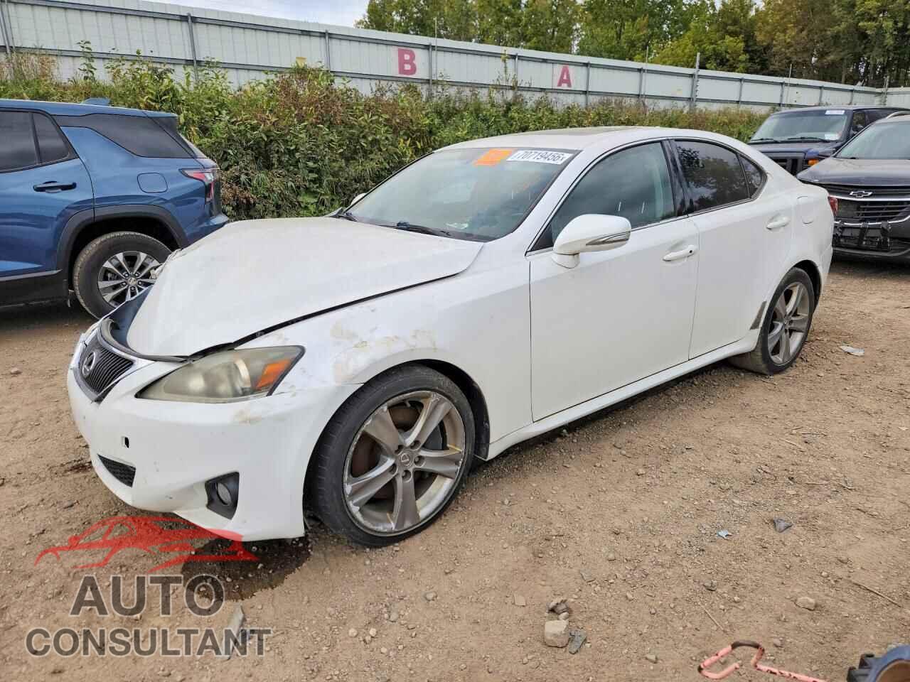 LEXUS IS 2012 - JTHBE5C21C5029890